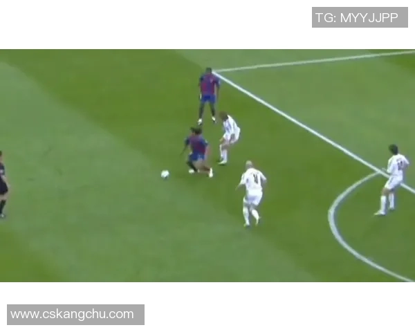 宝刀未老足球明星们的传奇岁月与不屈精神展现了永恒的竞技魅力