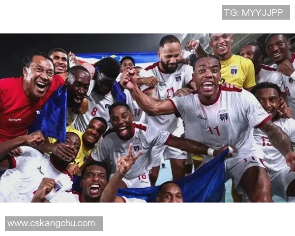 回顾早期足球明星的辉煌时刻与经典瞬间的精彩瞬间