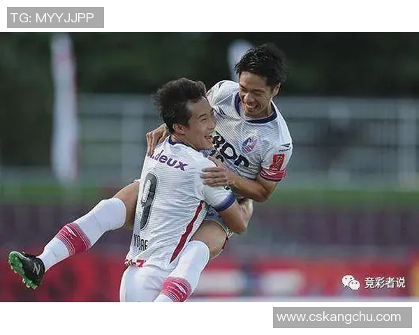 山形山神与冈山绿雉的激烈对决展现日本足球的魅力与激情