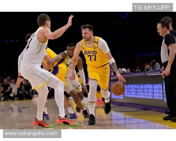 掘金与湖人精彩对决集锦回顾NBA赛季精彩瞬间一览